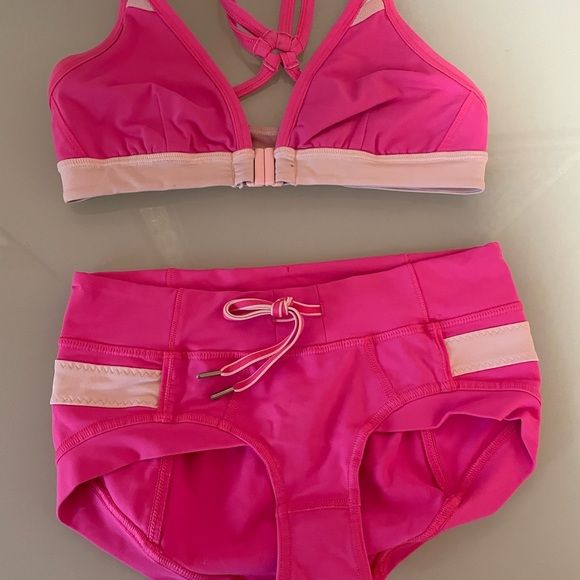 Lululemon Hot Yoga Outfit size 4 - Picture 3 of 6